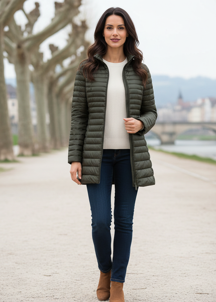 Superleichte Daunenjacke slim fit olivgrün lang - Ansicht 1
