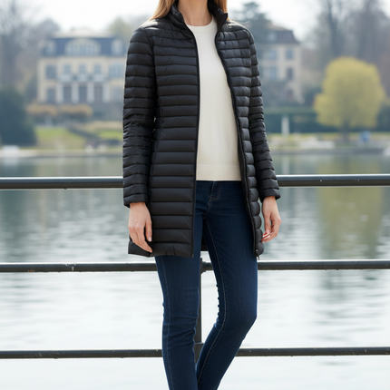 Ultraleichte Daunenjacke Damen Schwarz lang mit Stehkragen - Ansicht 1
